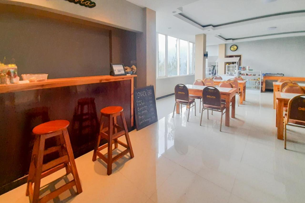 Delvia Bromo Homestay Mitra Reddoorz Pasuruan Buitenkant foto
